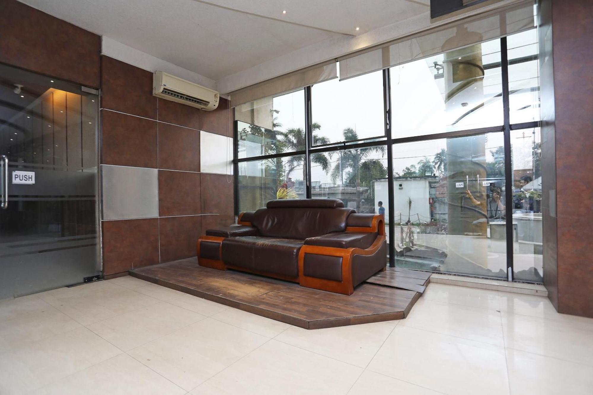 Collection O River Bay Resort Diamond Harbour Bagian luar foto