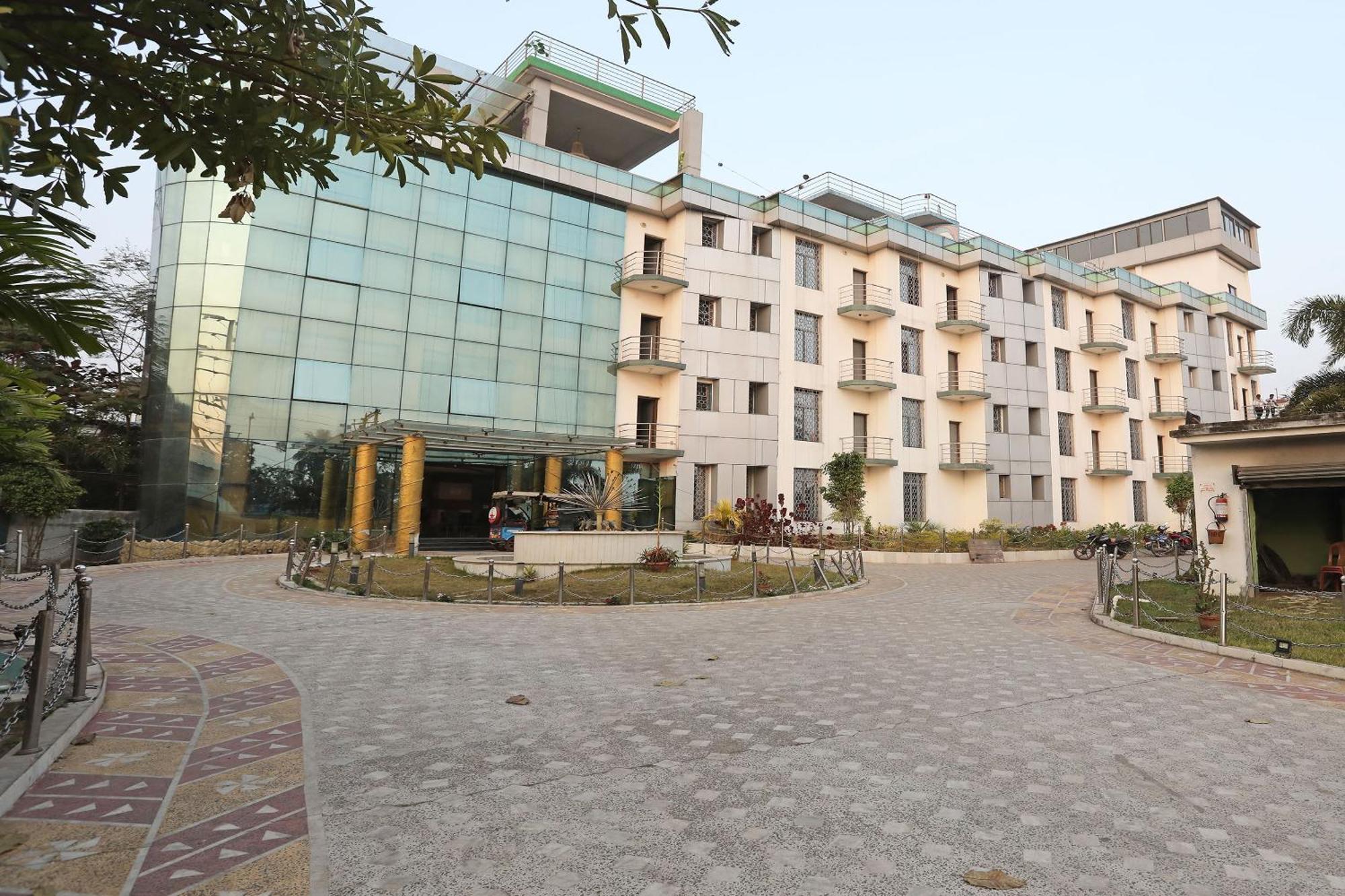 Collection O River Bay Resort Diamond Harbour Bagian luar foto