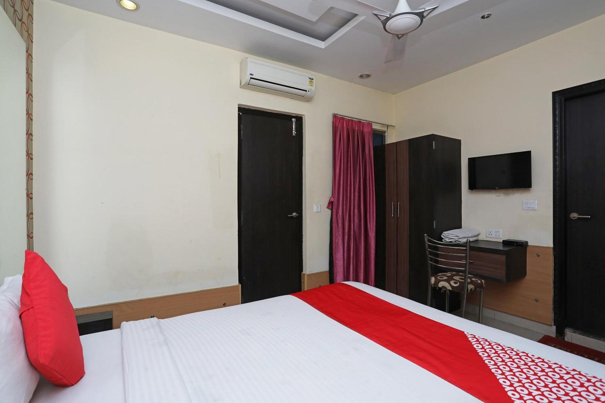 Collection O River Bay Resort Diamond Harbour Bagian luar foto